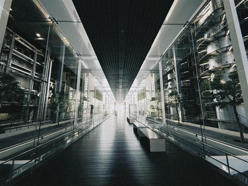 建築を見るために旅行します